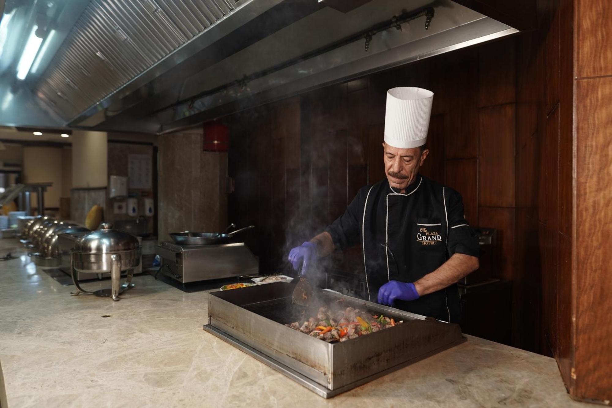 The Grand Plaza Hotel Smouha Alexandrië Buitenkant foto