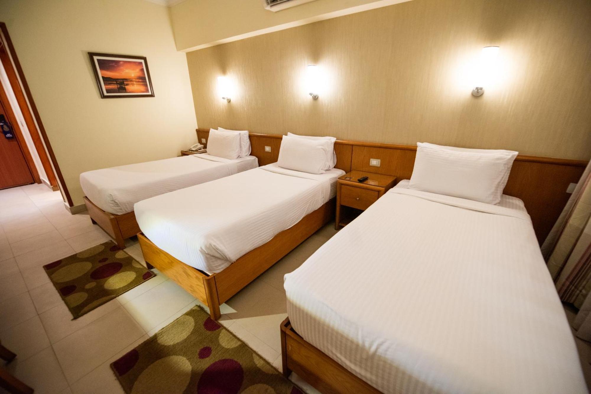 The Grand Plaza Hotel Smouha Alexandrië Buitenkant foto